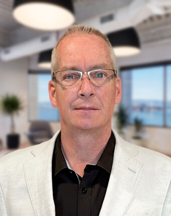 Finance transformation professional in New York metro.